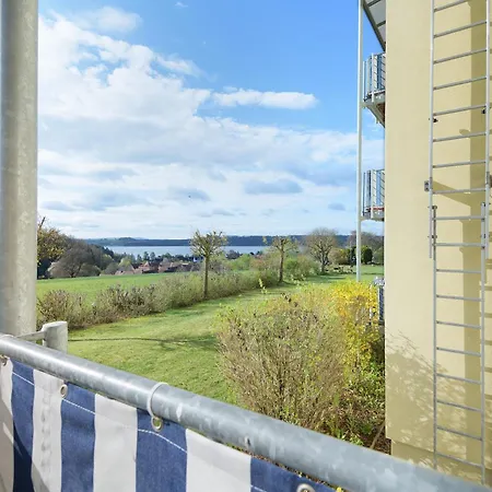 Superior Mit Seeblick K2 004 Spalt